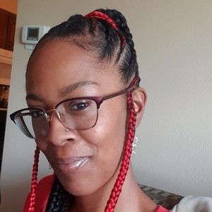 Meet your Posher, Takisha